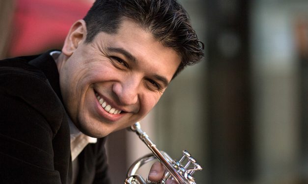 Pacho Flores, la nueva estrella de la trompeta que merece ser escuchada.
