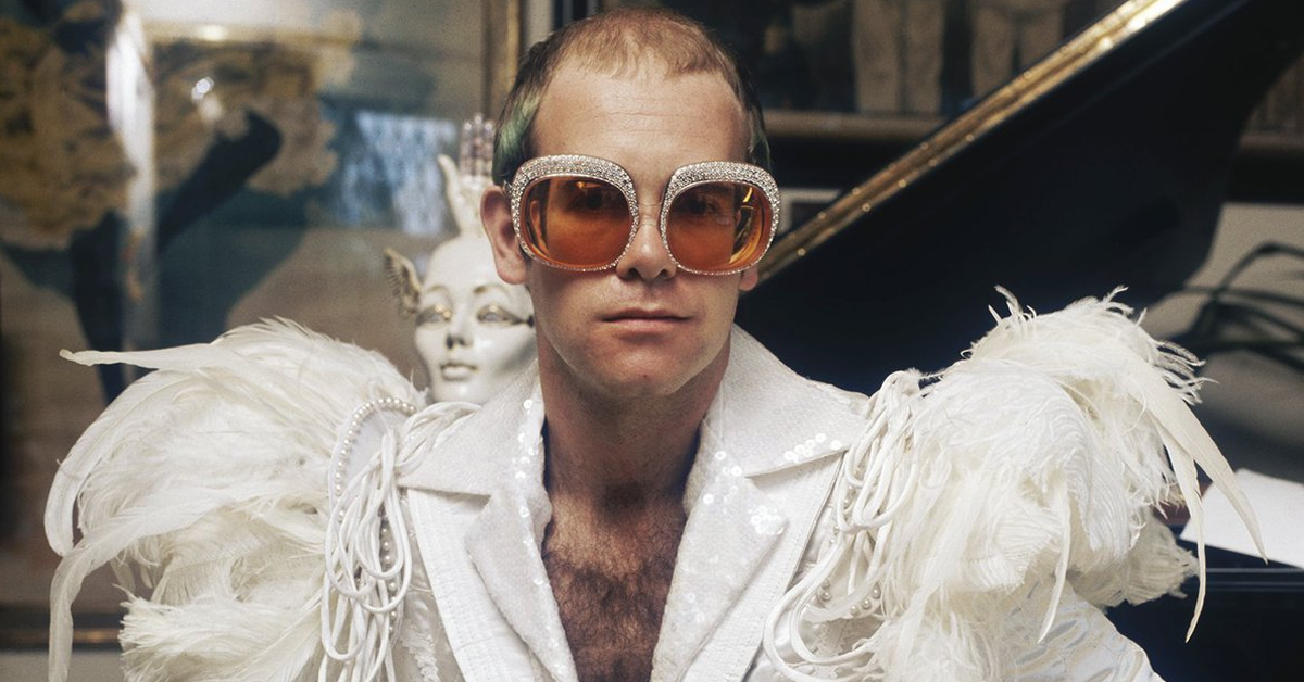 Elton John y su alturismo