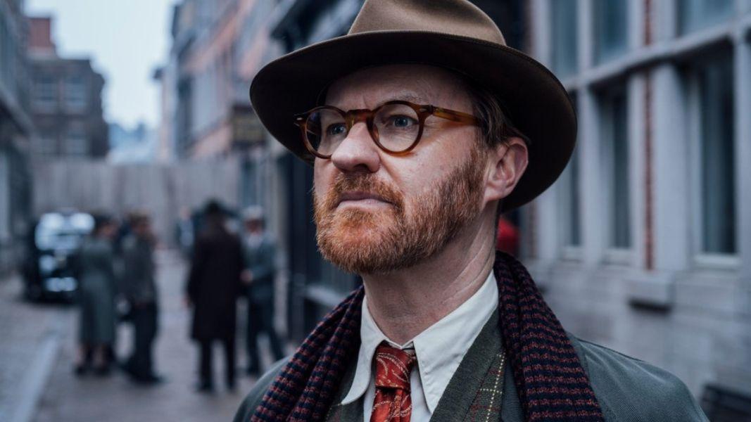 ‘Bookish’: un thriller encantador entre libros, secretos y melancolía británica