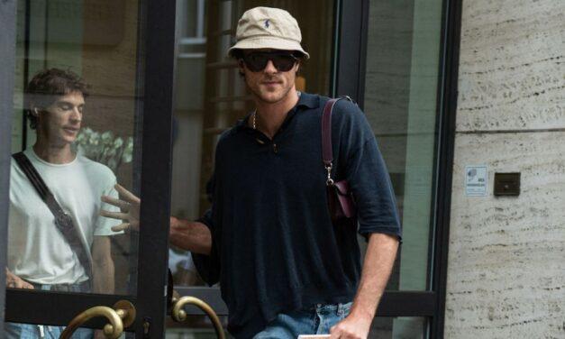 Jacob Elordi y los libros que lo acompañan: la nueva cara del lector millennial