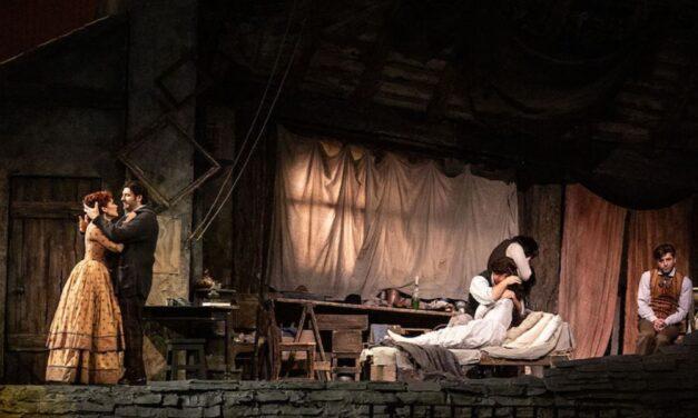 La Bohème de Giacomo Puccini, en vivo desde el Met de Nueva York: arranca la temporada 2025-2026 con un récord histórico