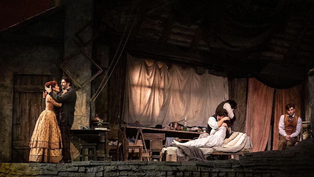 La Bohème de Giacomo Puccini, en vivo desde el Met de Nueva York: arranca la temporada 2025-2026 con un récord histórico