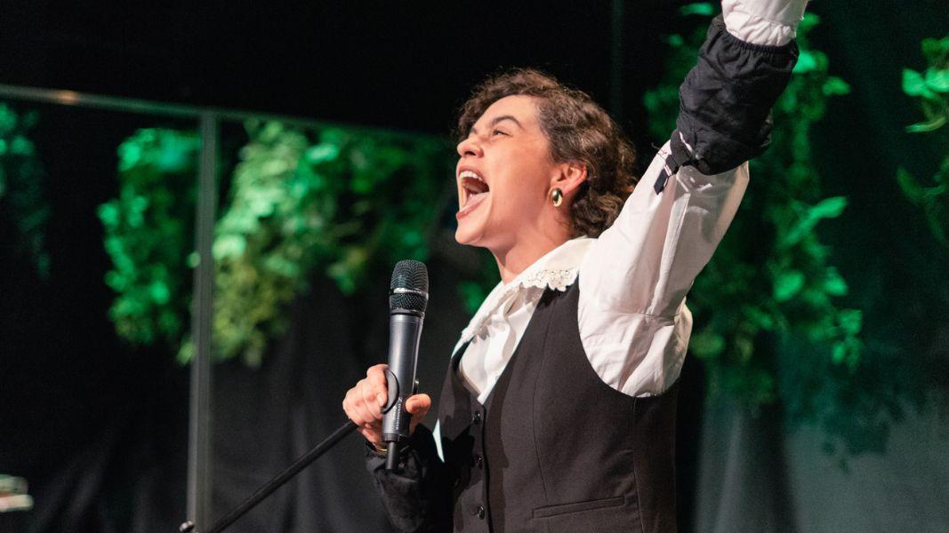 La memoria de Miep Gies llega a México en un estremecedor monólogo polaco