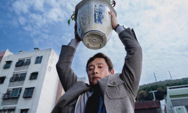 “La única opción”: Park Chan-wook regresa con un thriller feroz que satiriza la crisis contemporánea
