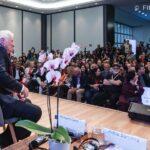 Llega la venta nocturna de la FIL: libros, ofertas y maratón lector