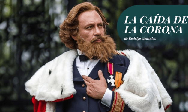 Cuando cae la noche, Carlota vuelve a caminar por Chapultepec